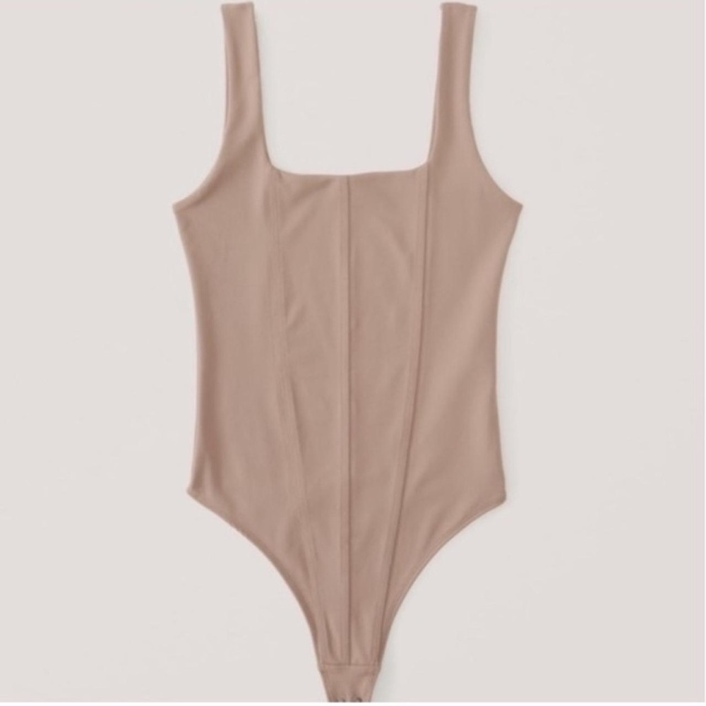 EUC Abercrombie Double-Layered Seamless Fabric Corset Bodysuit size XS color tan